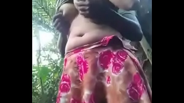 Indian couple outdoor fuck
