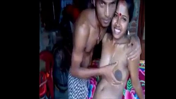 Married Indian Couple From Bihar Sex Scandal – IndianHiddenCams